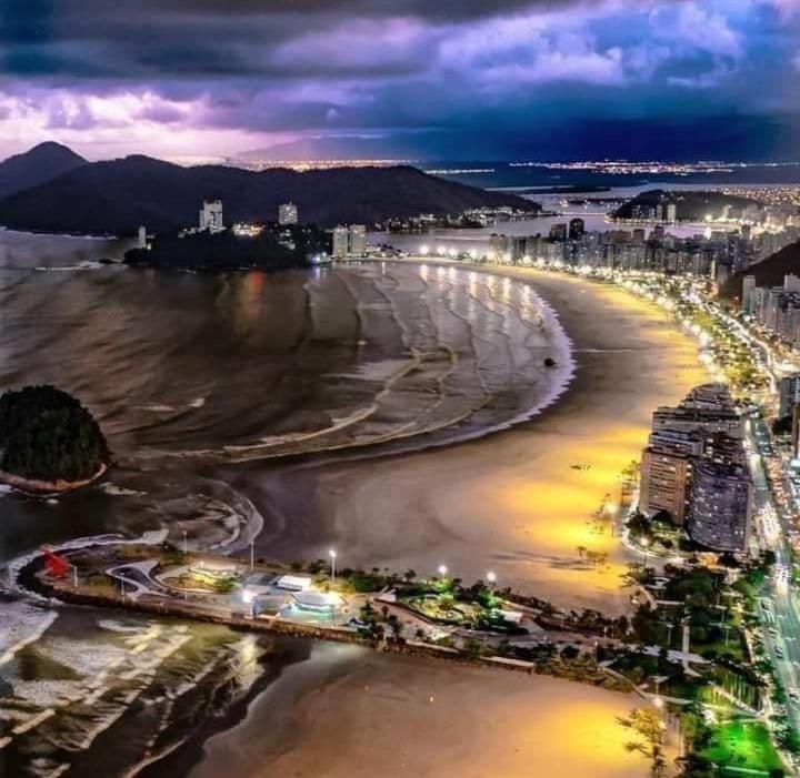Apartamento Mobiliado Predio Frente Ao Mar Sao Vicente  Ngoại thất bức ảnh